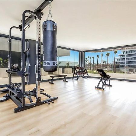 טורמולינוס Luxury Complex Beachfront Apartment, Infinity Pool, Sauna, Gym And Large Terrace מראה חיצוני תמונה